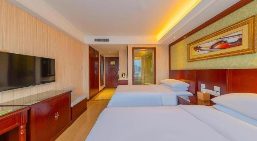 Yichang Vienna Hotel Wanda Branch 외부 사진